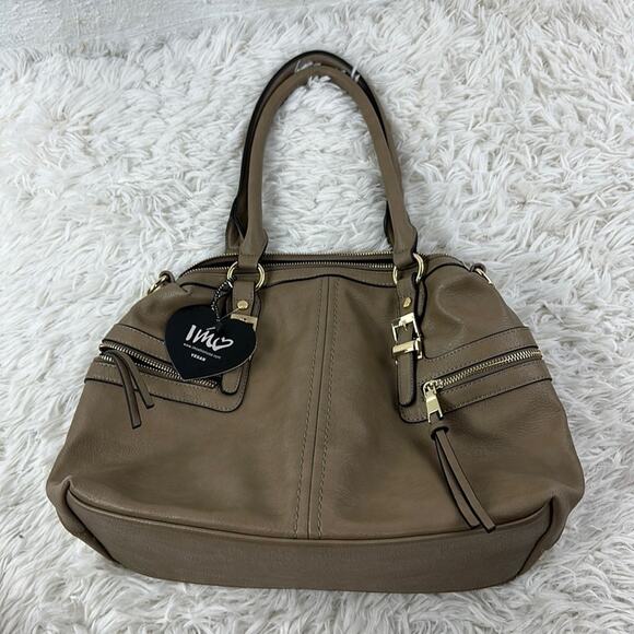 Handbags - NWT Vegan Leather Convertible Bag